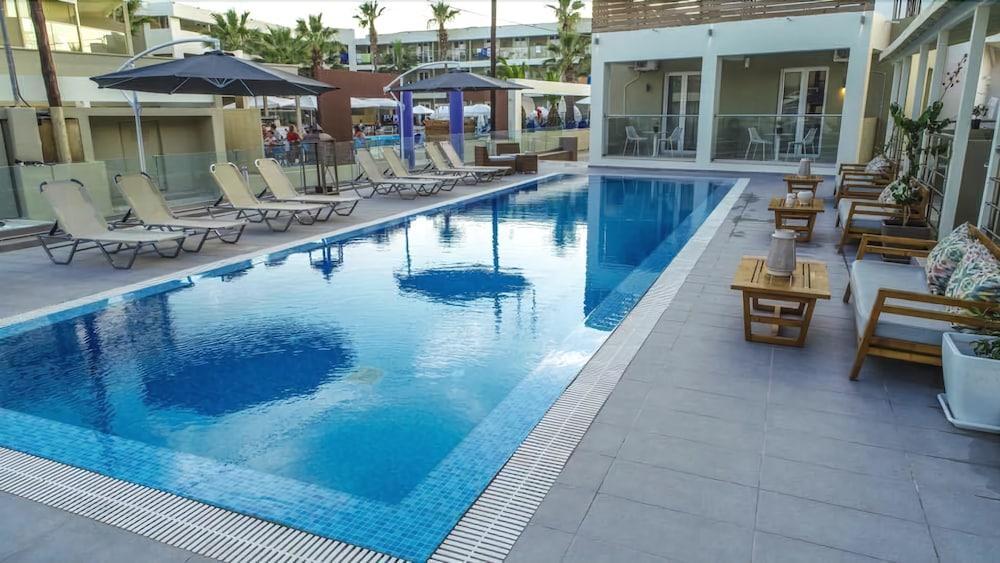 Adorno Di Zante Aparthotel Lithakia  Bagian luar foto
